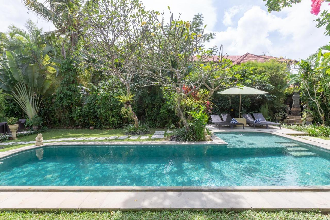 Villa Poppy Seminyak المظهر الخارجي الصورة