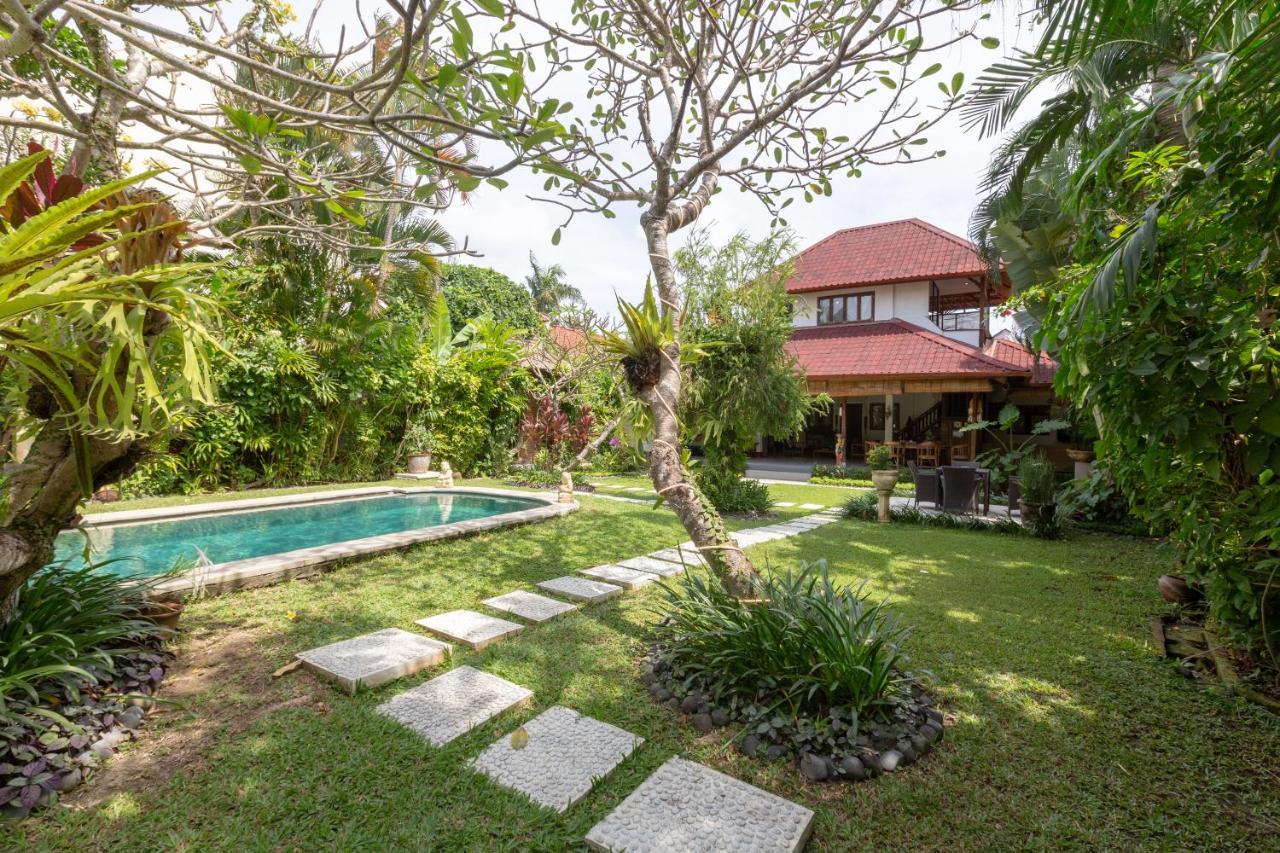 Villa Poppy Seminyak المظهر الخارجي الصورة